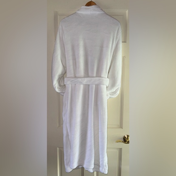 NCAA Tennessee Volunteers L/XL Bathrobe 26x47 Inches - Picture 2 of 8